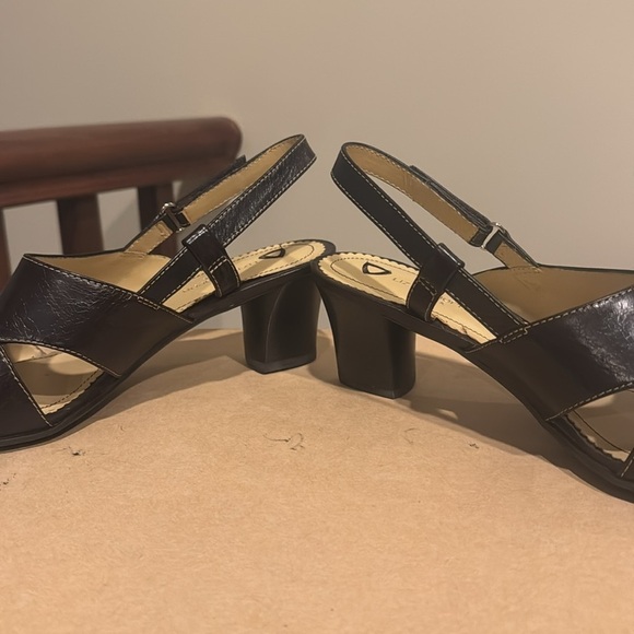 Liz Claiborne flex Tasha brown leather, low chunky heel sandal sling back 8.5 - Picture 13 of 15